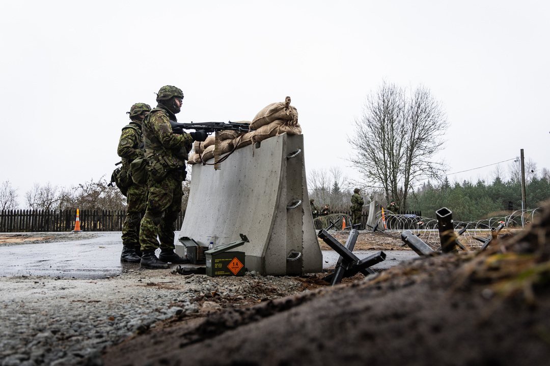 Các nước NATO tính xây boongke bê tông ở biên giới Nga