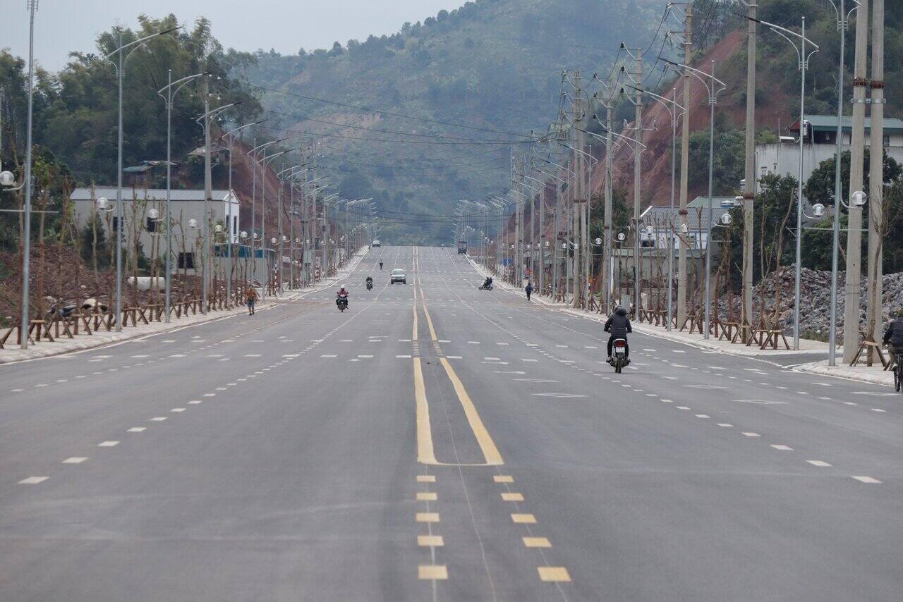 Đường 200 tỉ mang tên Đại tướng Võ Nguyên Giáp vừa hoàn thành ở Sơn La