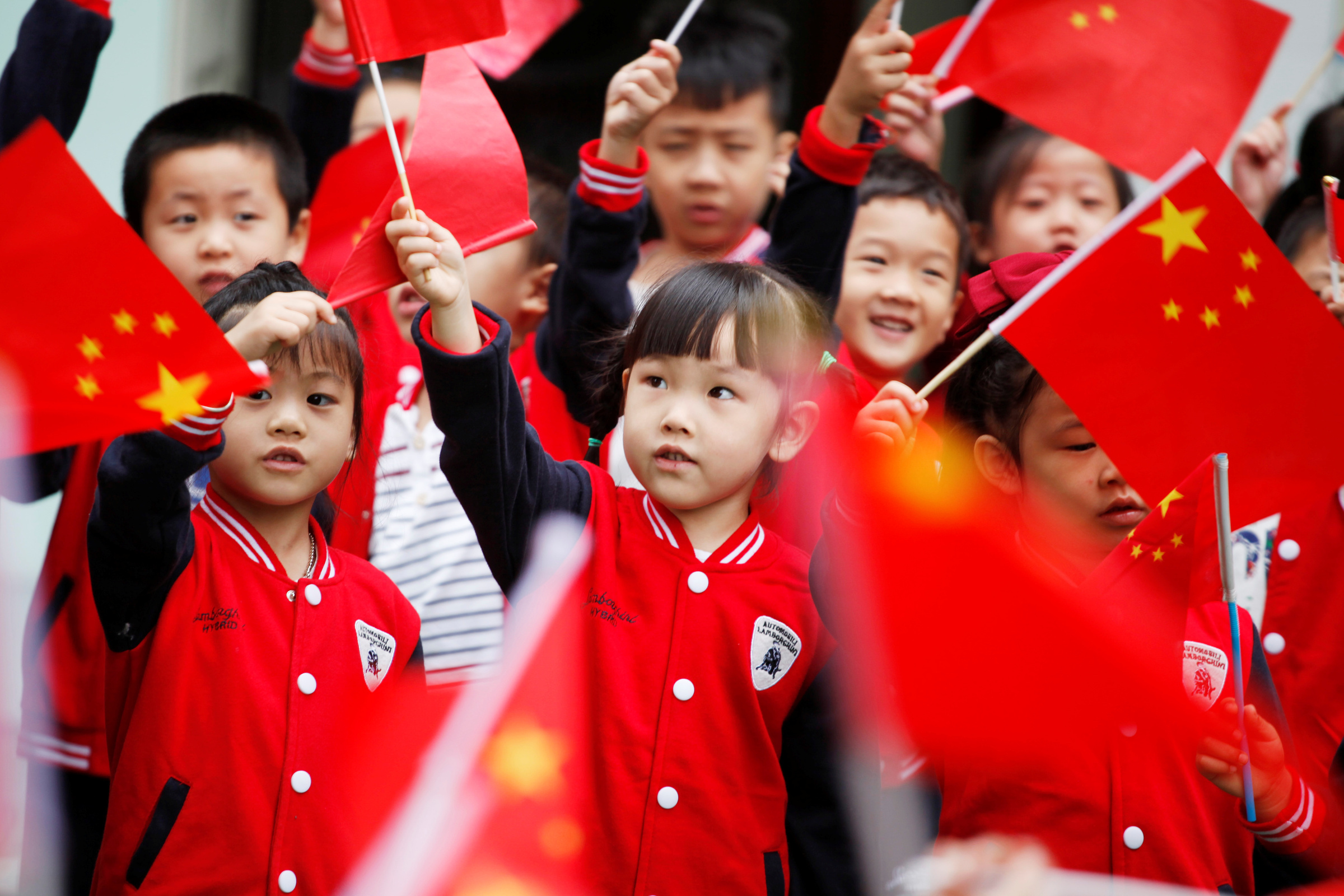 Áp lực kinh tế 'đe dọa' truyền thống sinh con tuổi rồng của người Trung Quốc