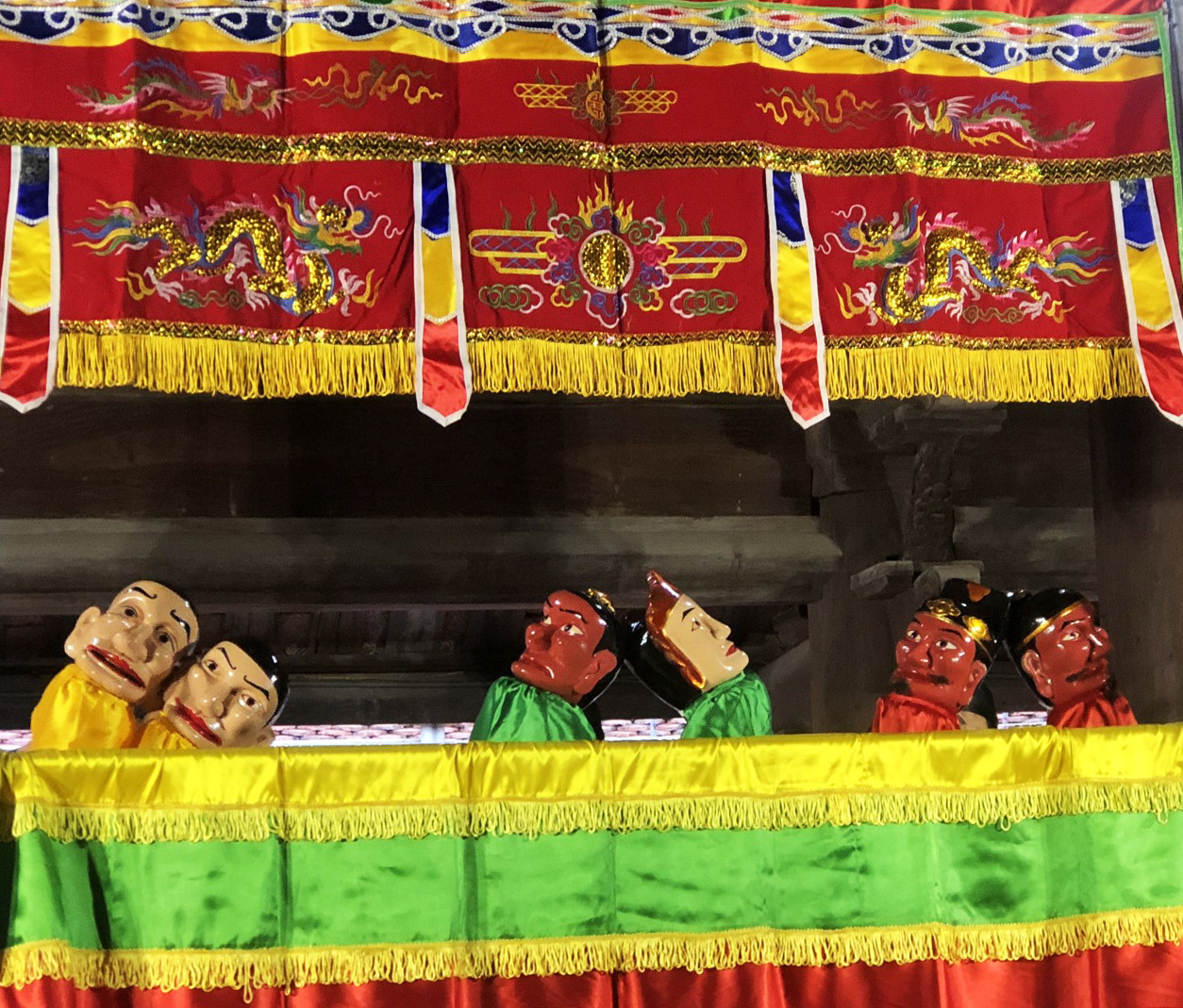 Về chùa Keo xem phục dựng rối cạn chầu Thánh thất truyền