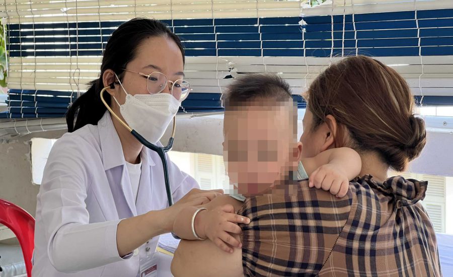 Dịch bệnh tay chân miệng gia tăng tại TP Hồ Chí Minh