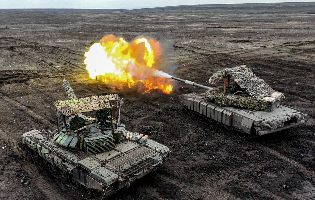 Xe tăng T-80 giúp Nga tiến vào khu vực Avdiivka
