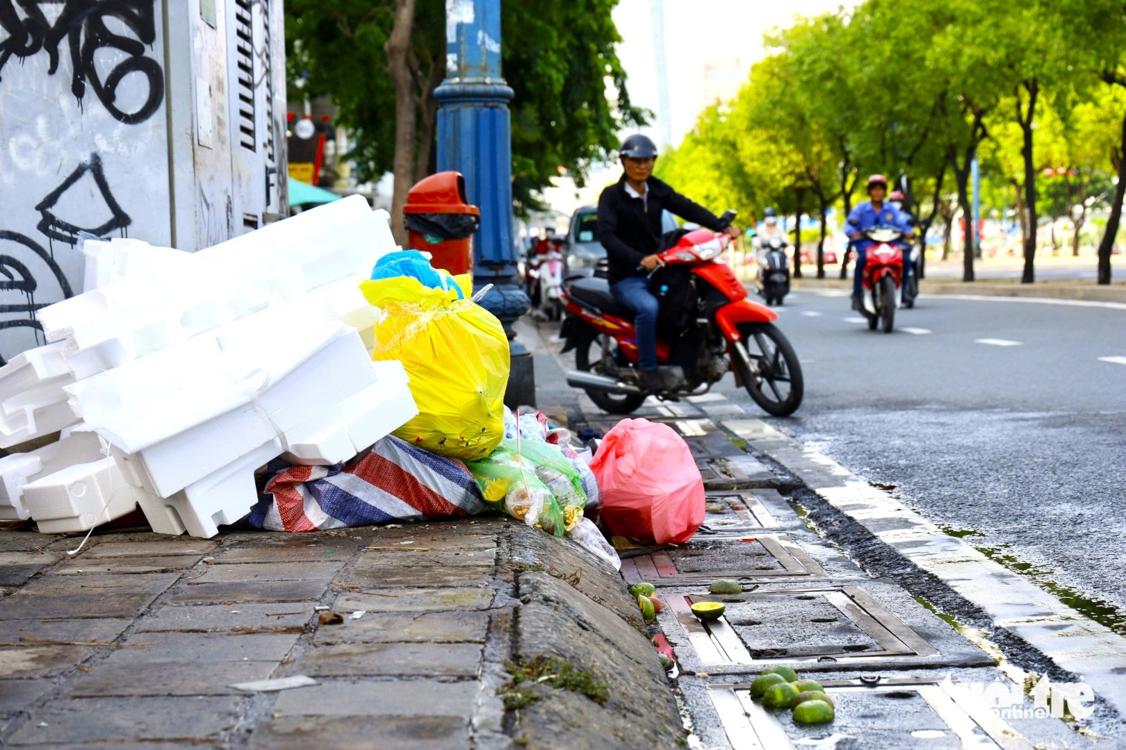 Sau loạt bài rác ngập ngụa ở TP.HCM, bạn đọc chỉ thêm nhiều bãi rác 'quá ghê'