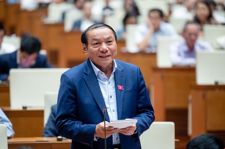 Bộ trưởng Nguyễn Văn Hùng nói lý do khó thu hút nhân tài thể thao