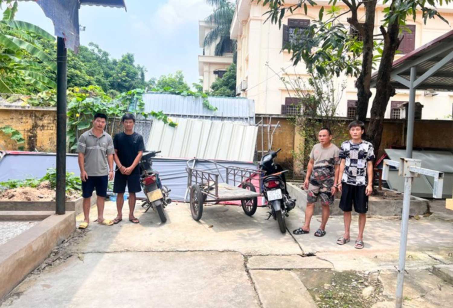 Bắt đối tượng cầm đầu ổ nhóm trộm cắp đường dây cáp điện tại Hà Nội
