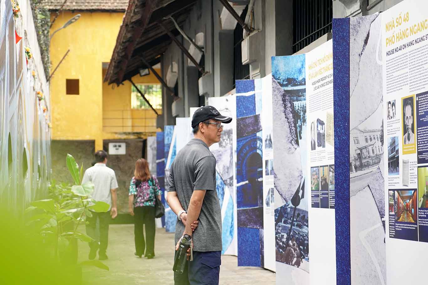 Cơ hội 'ghé thăm' hơn 20 địa điểm nổi tiếng ở Hà Nội chỉ trong một buổi