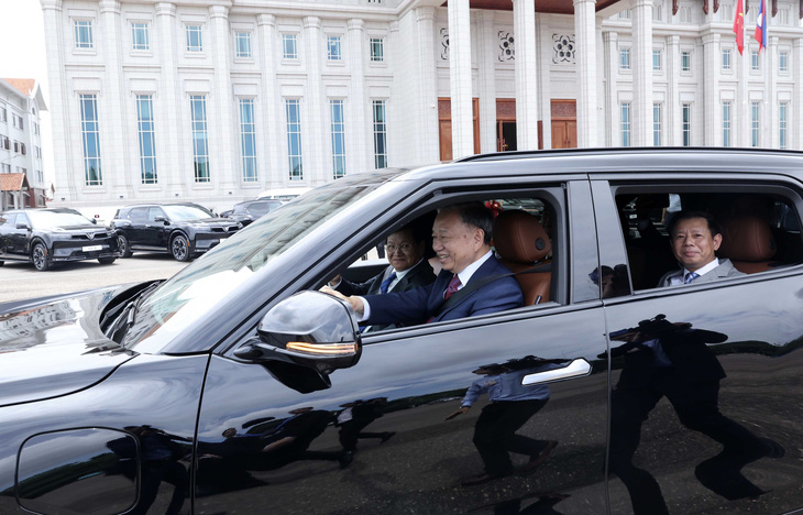 Việt - Lào: 'Mối quan hệ có một không hai trên thế giới'