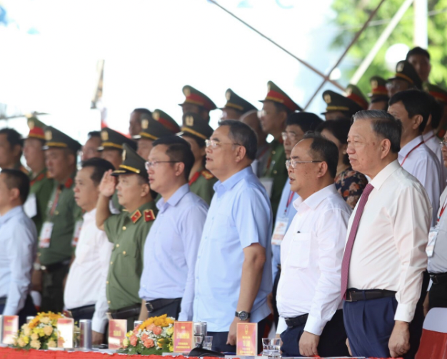 Chủ tịch nước Tô Lâm dự lễ ra mắt lực lượng bảo vệ an ninh, trật tự cơ sở tại TPHCM