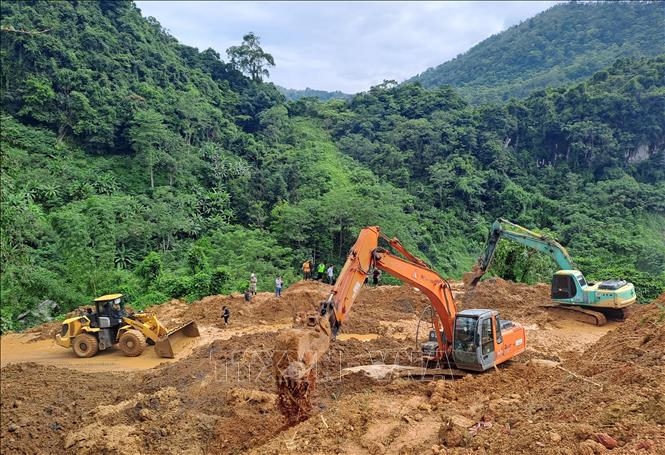 Chủ tịch nước gửi lời thăm hỏi các gia đình bị nạn trong vụ sạt lở làm 11 người chết ở Hà Giang