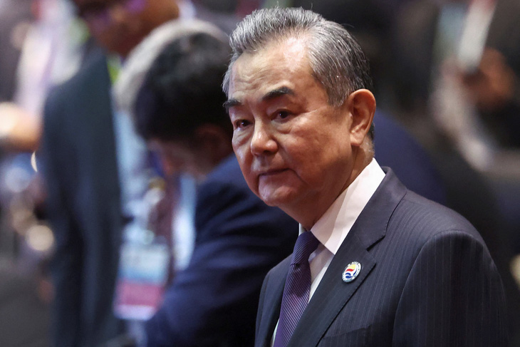 Trung Quốc, Philippines nhắc nhau tuân thủ 'thỏa thuận tạm thời' tại hội nghị ASEAN