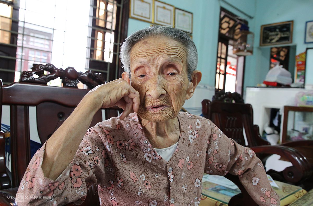 Mẹ Việt Nam anh hùng 103 tuổi mong chờ con về