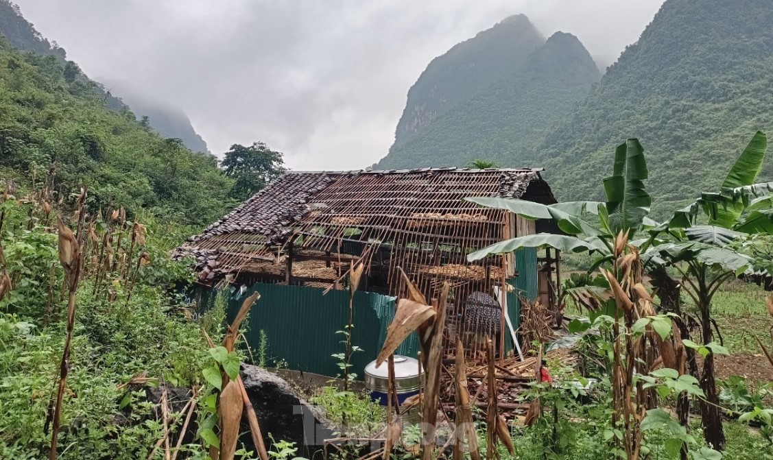 Lở đá trong đêm, hai chị em gái thương vong ở Cao Bằng