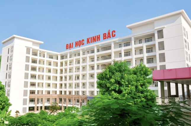 Thu hồi bằng thạc sĩ luật của nữ phó hiệu trưởng Đại học Kinh Bắc